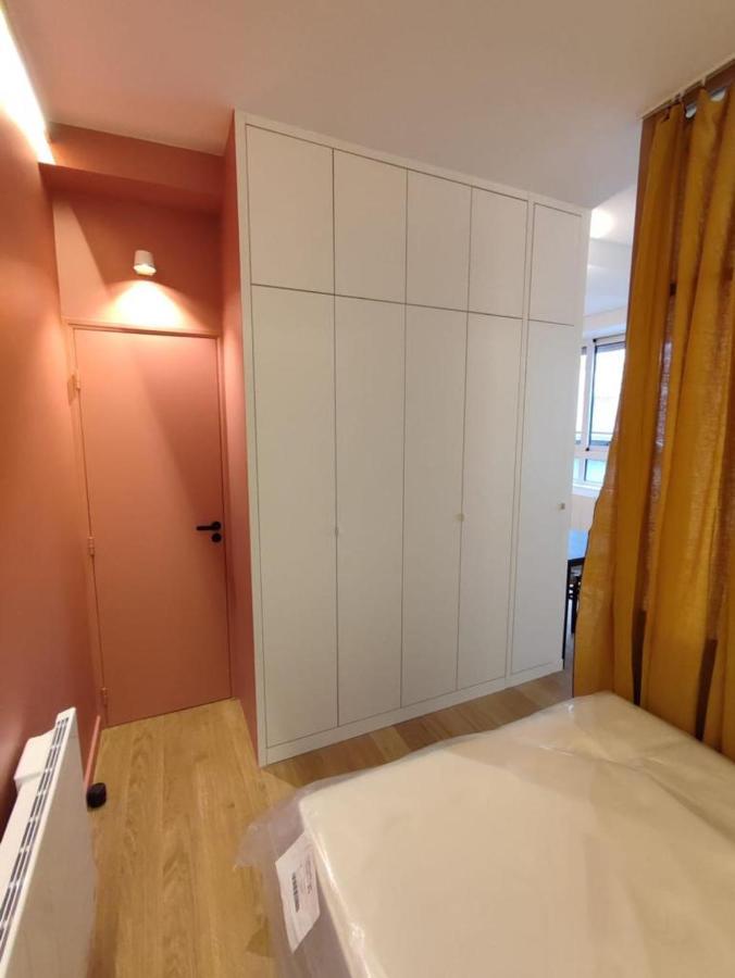 Suite Confortable Sur Le Canal Saint-Martin / Republique Parijs Buitenkant foto